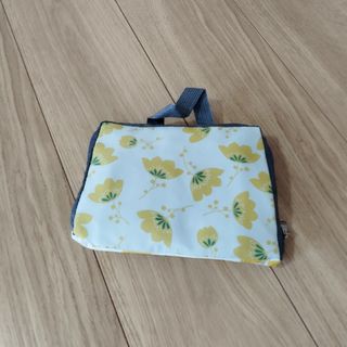 折りたたみリュック 携帯リュック ハンドメイド 美品 花柄(リュック/バックパック)