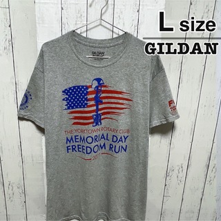 ギルタン(GILDAN)のUSA古着　GILDAN　Tシャツ　L　グレー　アメリカ　国旗　ロゴ　ドライ(Tシャツ/カットソー(半袖/袖なし))