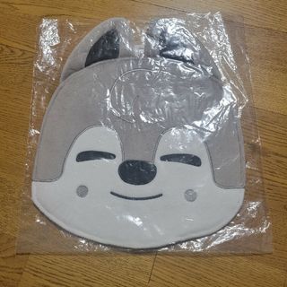 ストレイキッズ(Stray Kids)のうちわカバー　バンチャン　wolf  chan(アイドルグッズ)