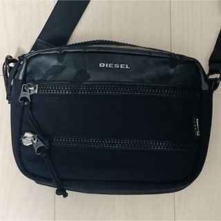 ディーゼル(DIESEL)の【美品】 DIESEL ショルダーバッグ メンズ クロスボディーバッグ(ショルダーバッグ)