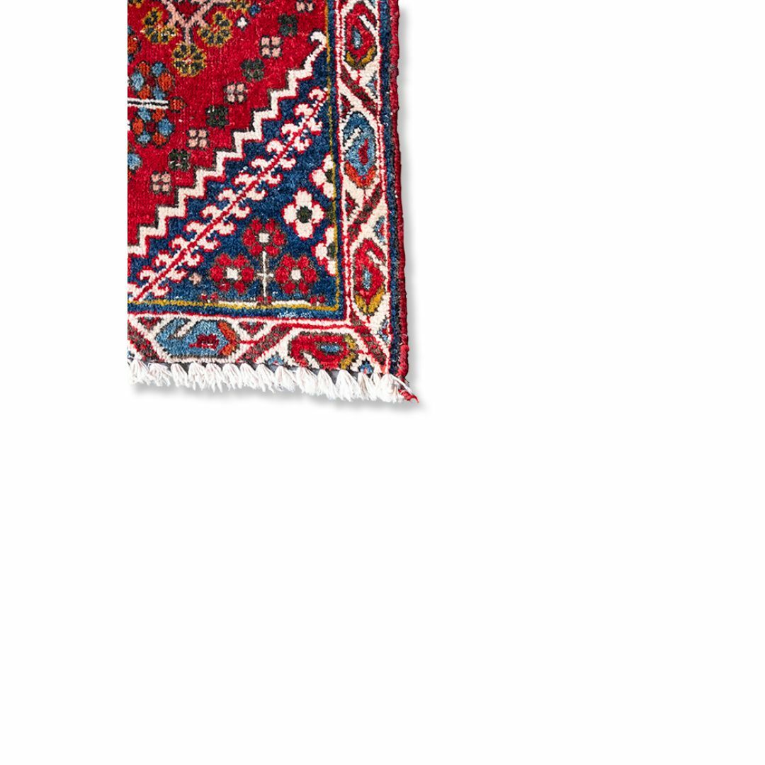 ACTUS(アクタス)の146 x 55cm　ペルシャ絨毯 トライバルラグ 手織り 花菱 ランナー インテリア/住まい/日用品のラグ/カーペット/マット(ラグ)の商品写真