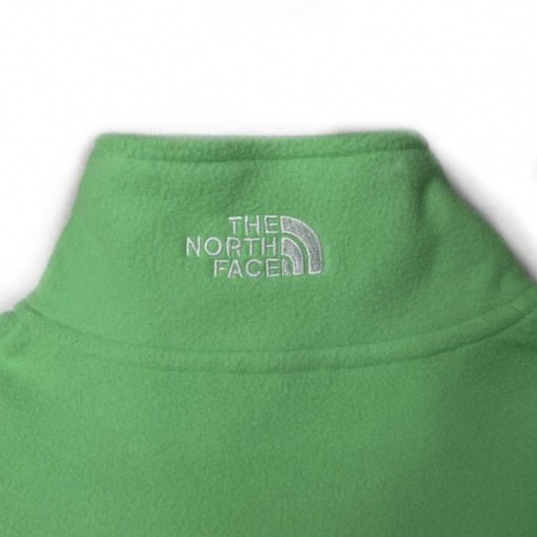 THE NORTH FACE(ザノースフェイス)のTHE NORTH FACE US限定 日本未発売 軽量 ロゴ刺繍(L)緑 メンズのトップス(ニット/セーター)の商品写真