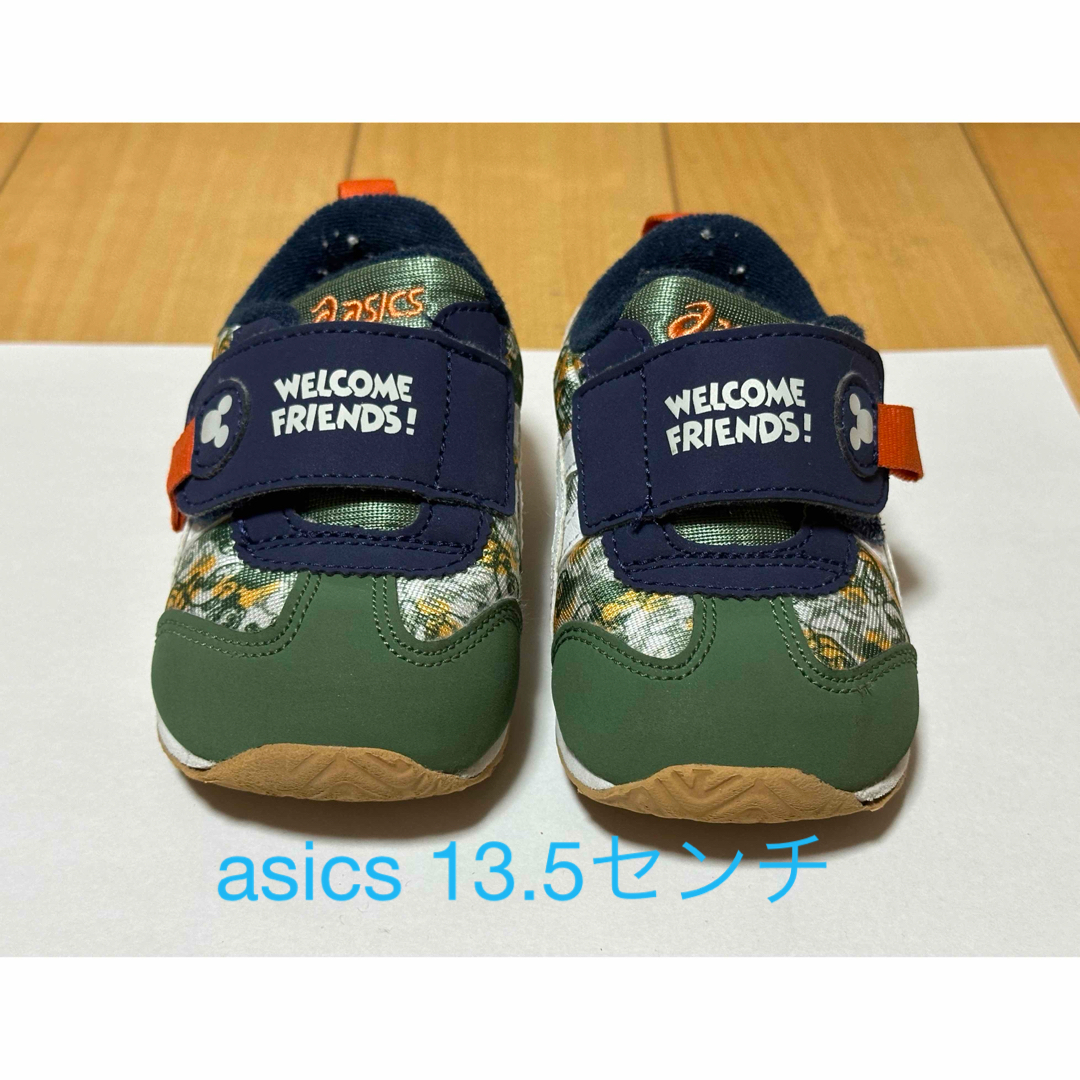 asics(アシックス)のasics 13.5センチ ディズニーデザイン キッズ/ベビー/マタニティのベビー靴/シューズ(~14cm)(スニーカー)の商品写真