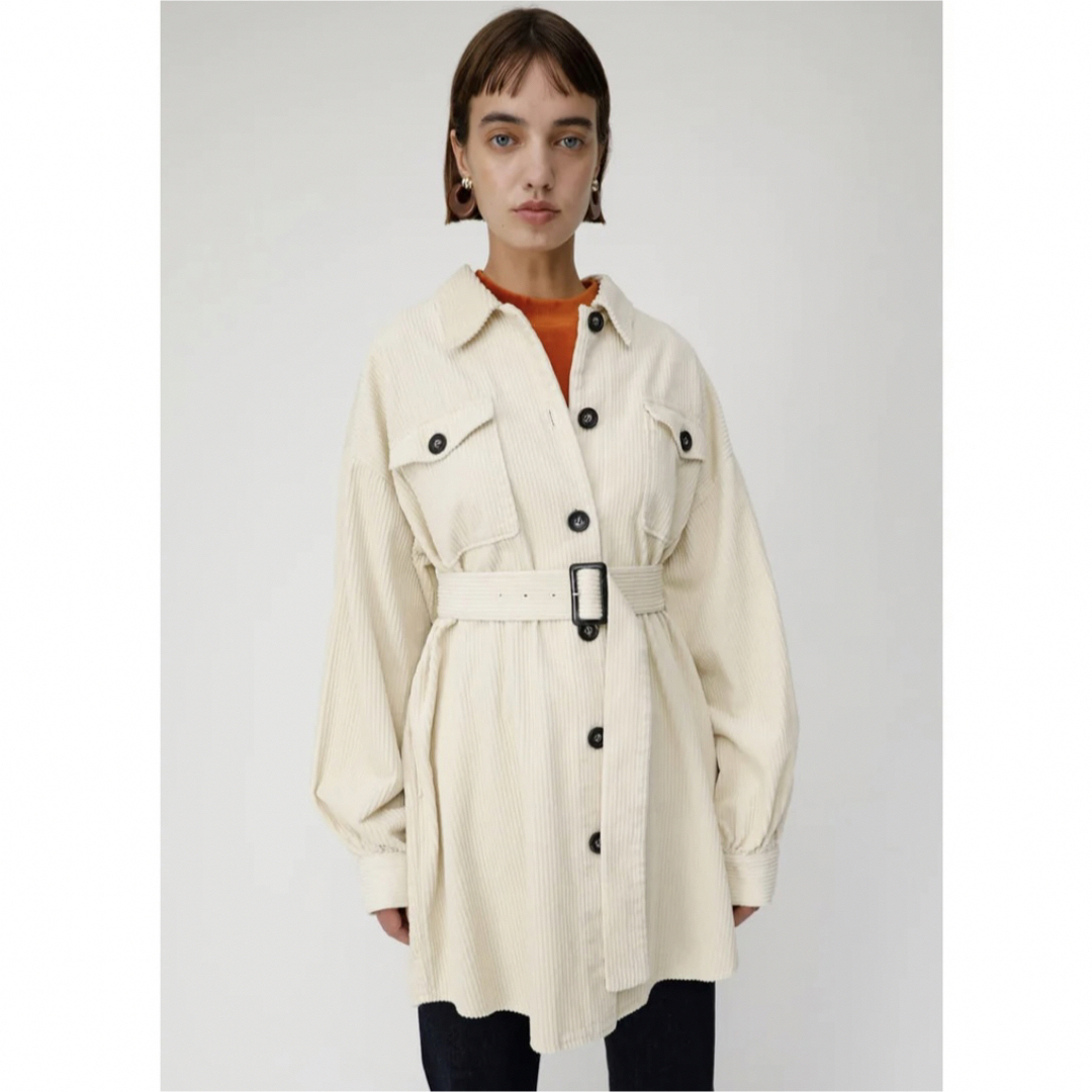 moussy(マウジー)のmoussy ロングシャツ　コーデュロイ　ホワイト　ベージュ　ジャケット  レディースのトップス(シャツ/ブラウス(長袖/七分))の商品写真