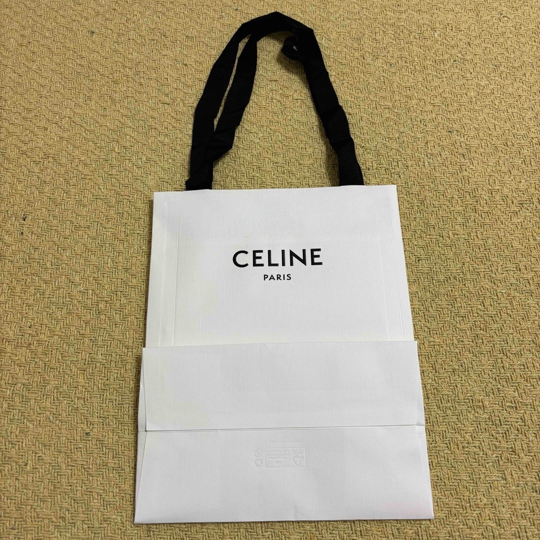 celine(セリーヌ)のCELINE セリーヌ ショッパー 紙袋 小サイズ ＋ BOX レディースのバッグ(ショップ袋)の商品写真