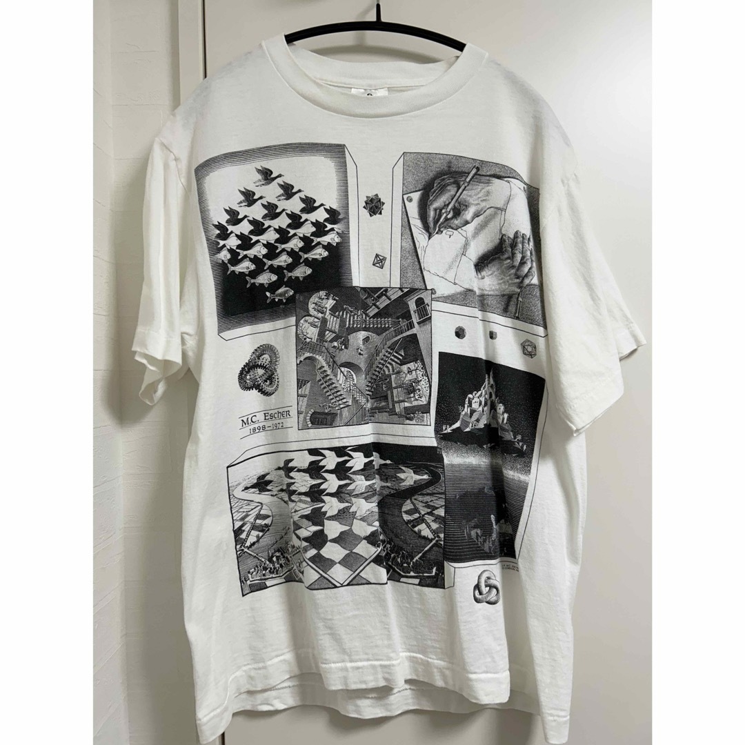 M.C. Escher(エムシーエッシャー)のESCHER エッシャー 90s アートTシャツ USA製 サイズL メンズのトップス(Tシャツ/カットソー(半袖/袖なし))の商品写真