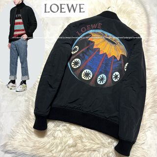 ロエベ(LOEWE)の本物 美品 ロエベ レザーアナグラム 背面アートデザイン ボンバー ジャケット (ブルゾン)