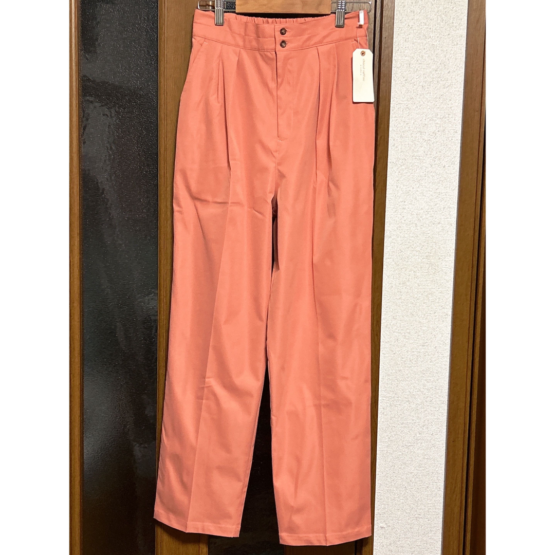 chocol raffine robe(ショコラフィネローブ)の【新品】GreenParks chocolraffinerobeツータックパンツ レディースのパンツ(カジュアルパンツ)の商品写真
