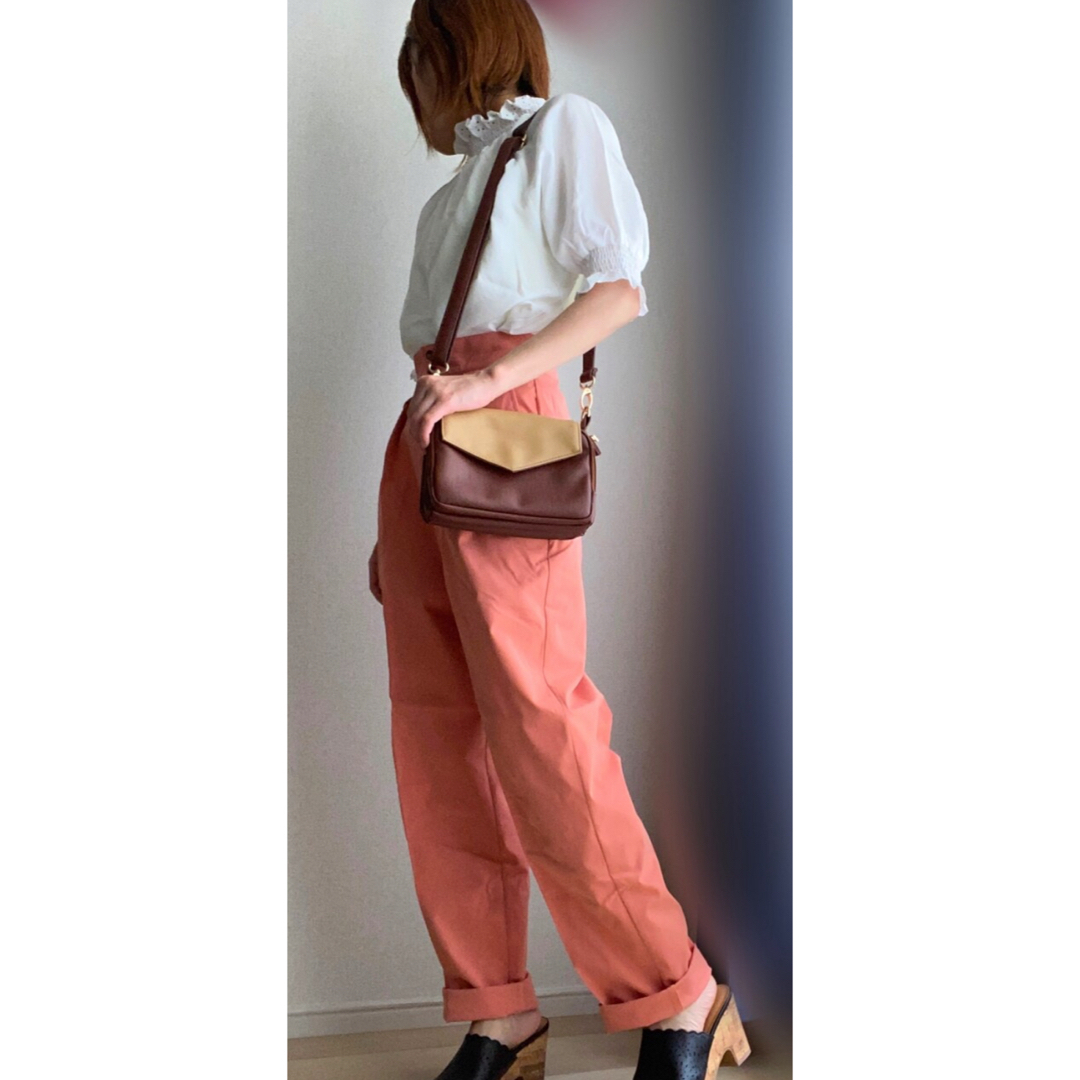 chocol raffine robe(ショコラフィネローブ)の【新品】GreenParks chocolraffinerobeツータックパンツ レディースのパンツ(カジュアルパンツ)の商品写真