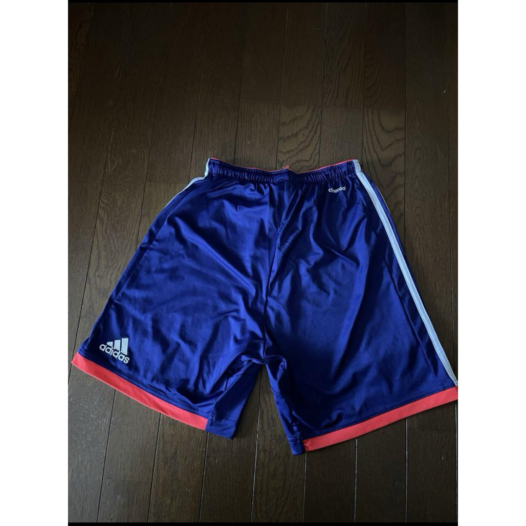 adidas(アディダス)の【adidasカッコいいサッカー日本代表ユニフォーム　size 140】 スポーツ/アウトドアのサッカー/フットサル(ウェア)の商品写真