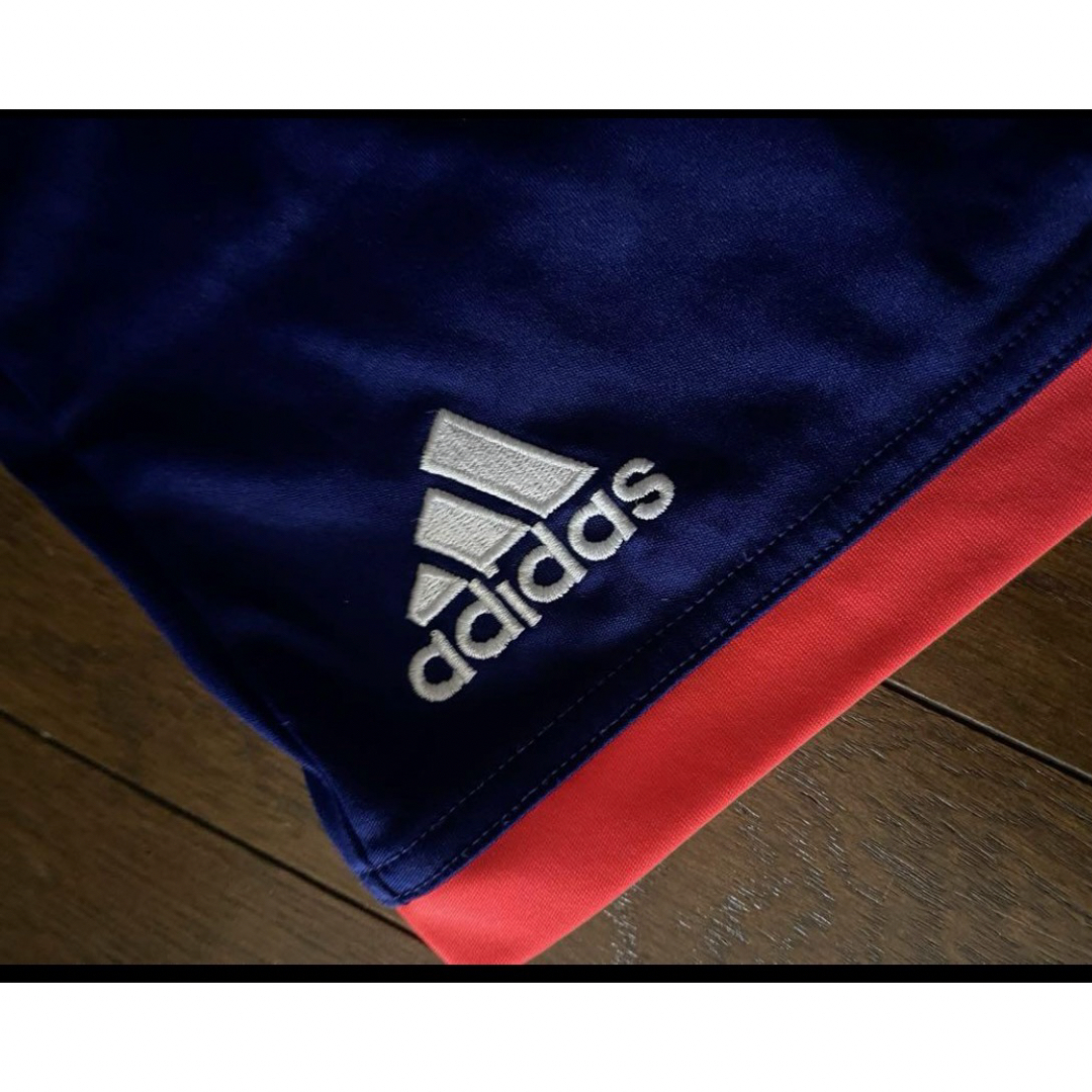 adidas(アディダス)の【adidasカッコいいサッカー日本代表ユニフォーム　size 140】 スポーツ/アウトドアのサッカー/フットサル(ウェア)の商品写真