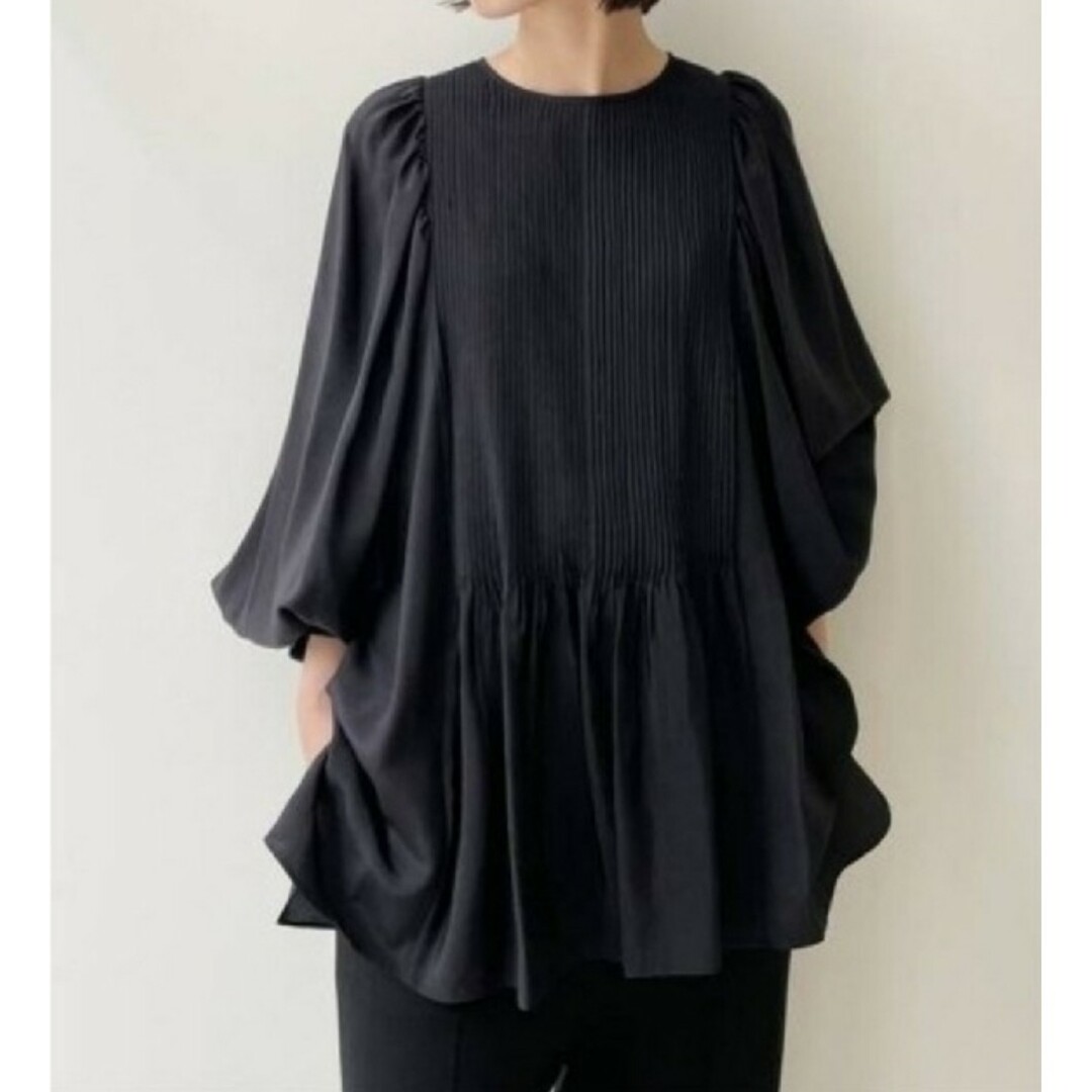 L'Appartement DEUXIEME CLASSE(アパルトモンドゥーズィエムクラス)の【HAVEL studio】PLEATED GATHER BLOUSE レディースのトップス(シャツ/ブラウス(長袖/七分))の商品写真