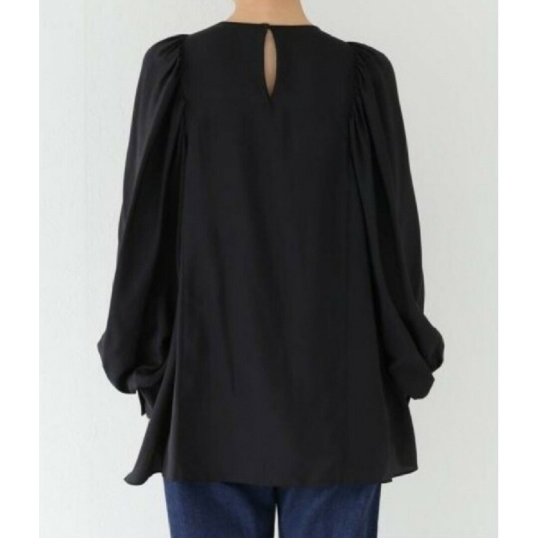 L'Appartement DEUXIEME CLASSE(アパルトモンドゥーズィエムクラス)の【HAVEL studio】PLEATED GATHER BLOUSE レディースのトップス(シャツ/ブラウス(長袖/七分))の商品写真