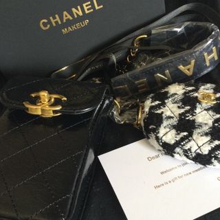 シャネル(CHANEL)のシャネル　スマホポーチ&千鳥柄コインケース(カウンターギフト、ノベルティ非売品)(ショルダーバッグ)