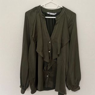 ザラ(ZARA)の■美品■ZARA ノーカラー　サテンシャツ(シャツ/ブラウス(長袖/七分))