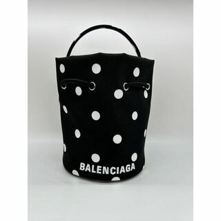 バレンシアガ(Balenciaga)の＜BALENCIAGA＞バケットバッグ/WHEEL/ドット柄/水玉模様/ブラック(ハンドバッグ)