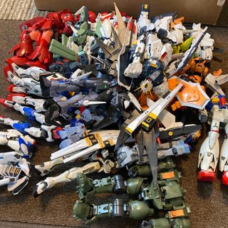 ガンダムジャンク品(模型/プラモデル)