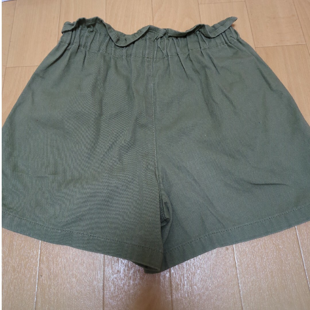 GU(ジーユー)のGU ショートパンツ　130 キッズ/ベビー/マタニティのキッズ服女の子用(90cm~)(パンツ/スパッツ)の商品写真