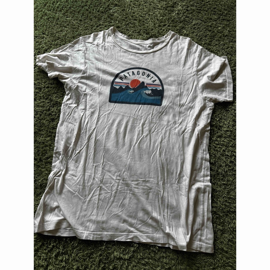 patagonia(パタゴニア)のパタゴニア　Tシャツ　L size　USA製 メンズのトップス(Tシャツ/カットソー(半袖/袖なし))の商品写真