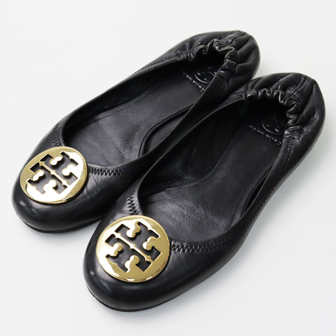 Tory Burch(トリーバーチ)のトリーバーチ TORY BURCH メタルプレート ギャザー フラットパンプス 7/ブラック【2400013792684】 レディースの靴/シューズ(ハイヒール/パンプス)の商品写真