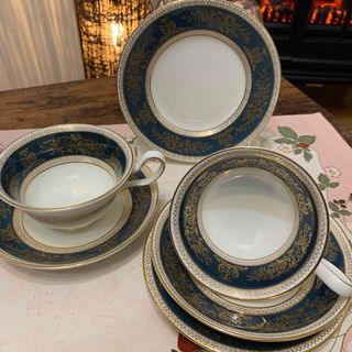 ウェッジウッド(WEDGWOOD)のウェッジウッド  コロンビア　ブルー＆ゴールド　ティーカップ　ピオニー　プレート(グラス/カップ)