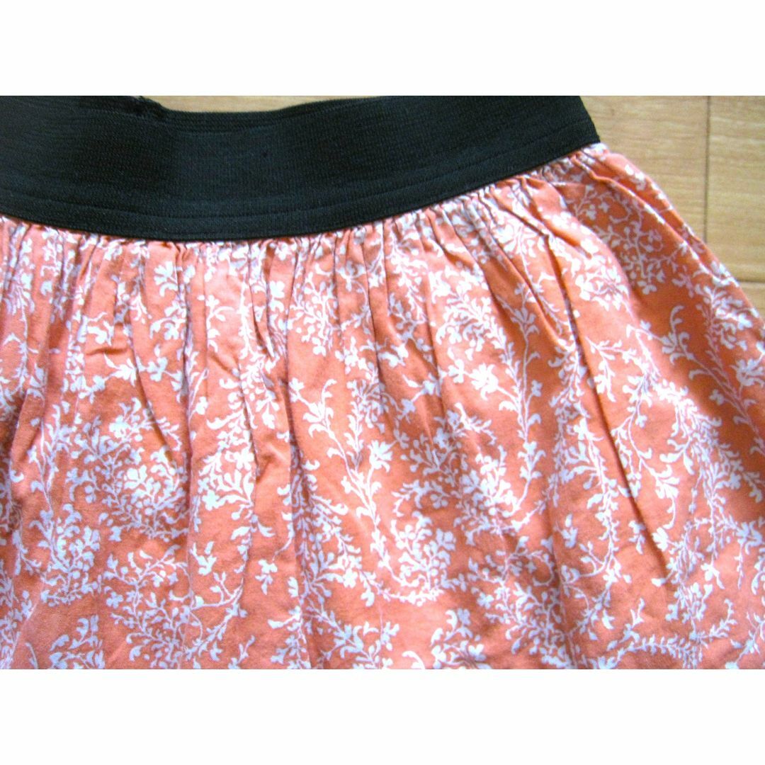 Ｊｅｌｌｙ　Ｐｕｒｅ（１３０）淡いオレンジ柄のミニスカート☆春夏もの キッズ/ベビー/マタニティのキッズ服女の子用(90cm~)(スカート)の商品写真