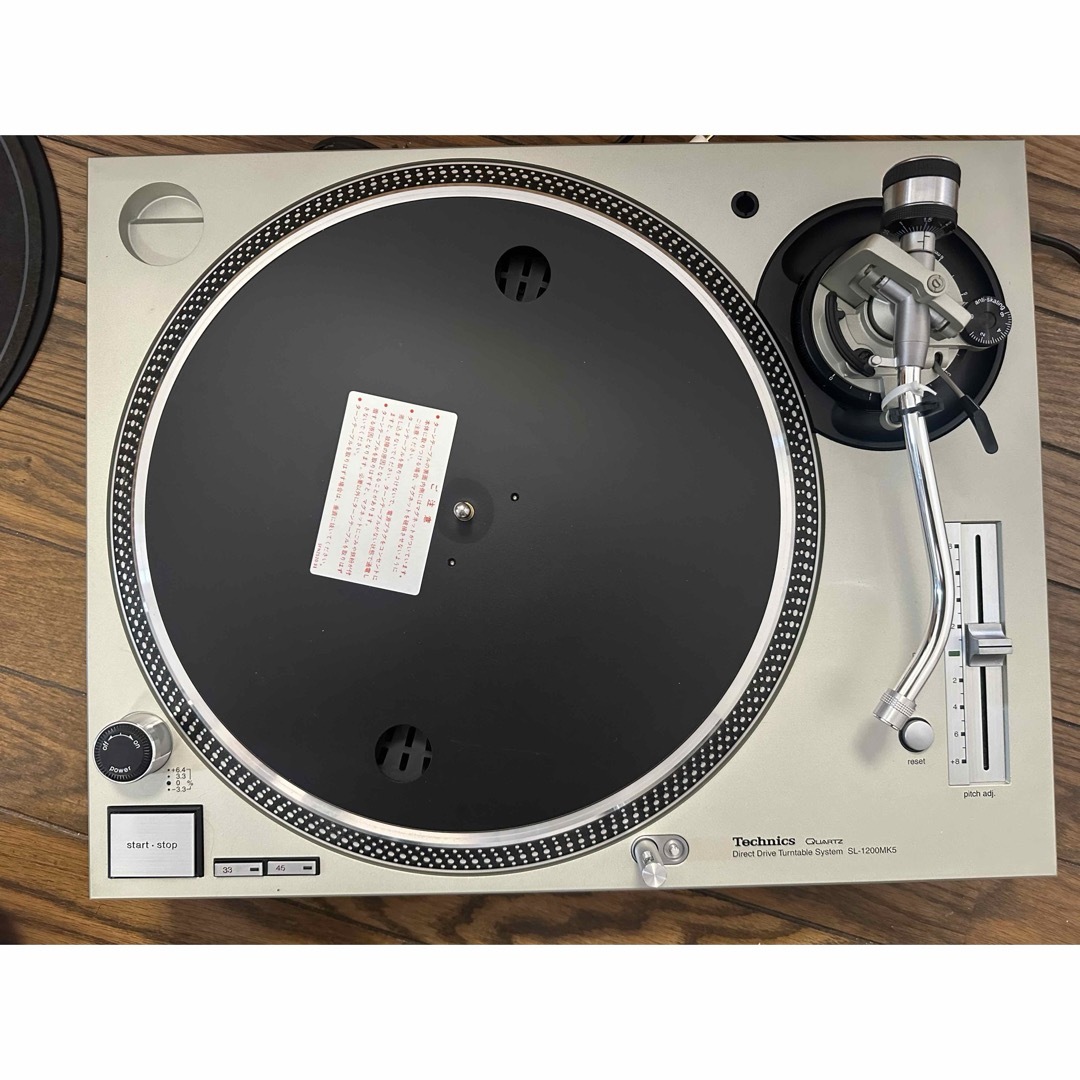 Technics(テクニクス)のTechnics SL-1200MK5 Sターンテーブル    1台 　 楽器のDJ機器(ターンテーブル)の商品写真