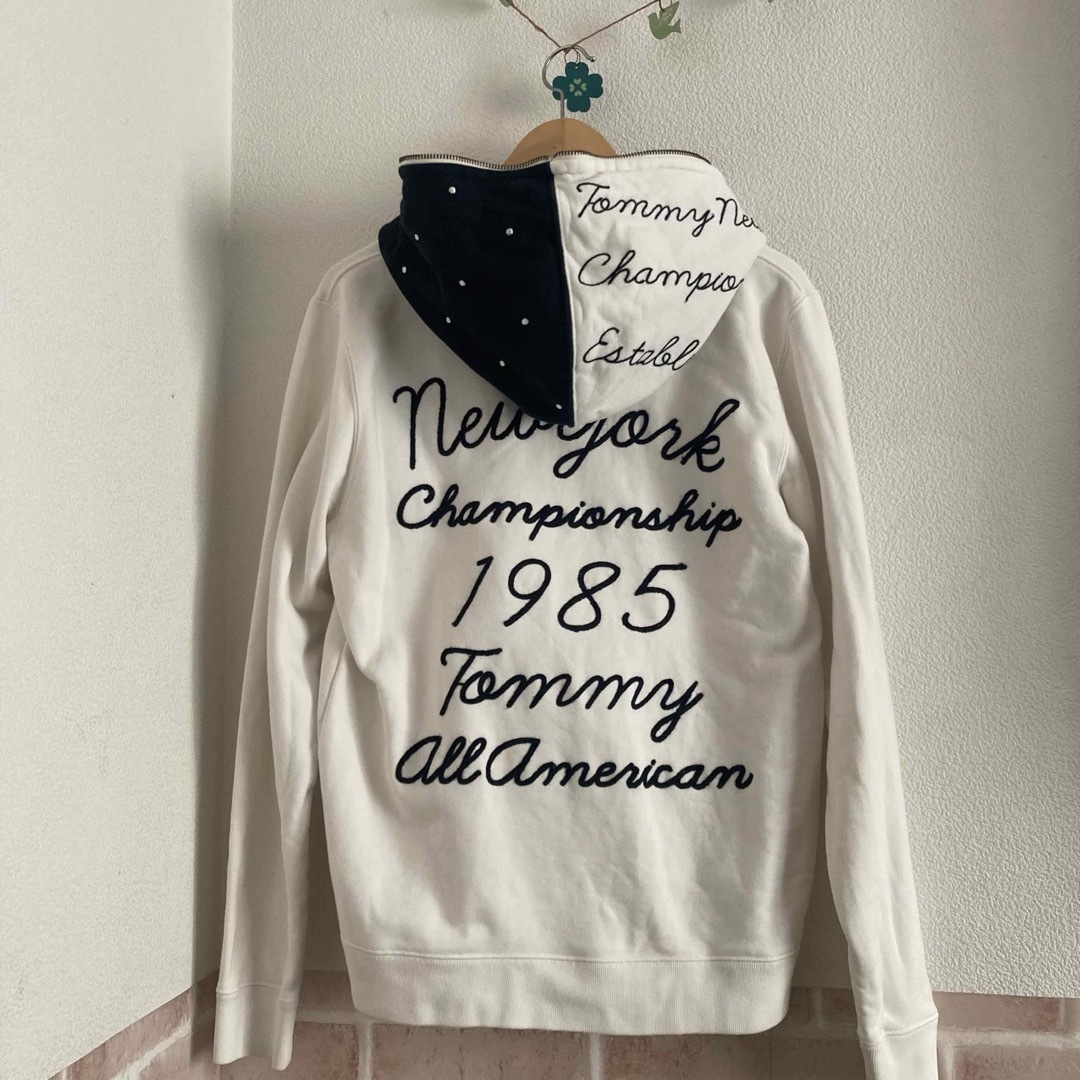 TOMMY(トミー)の★TOMMY★パーカー☆Mサイズ☆ メンズのトップス(パーカー)の商品写真