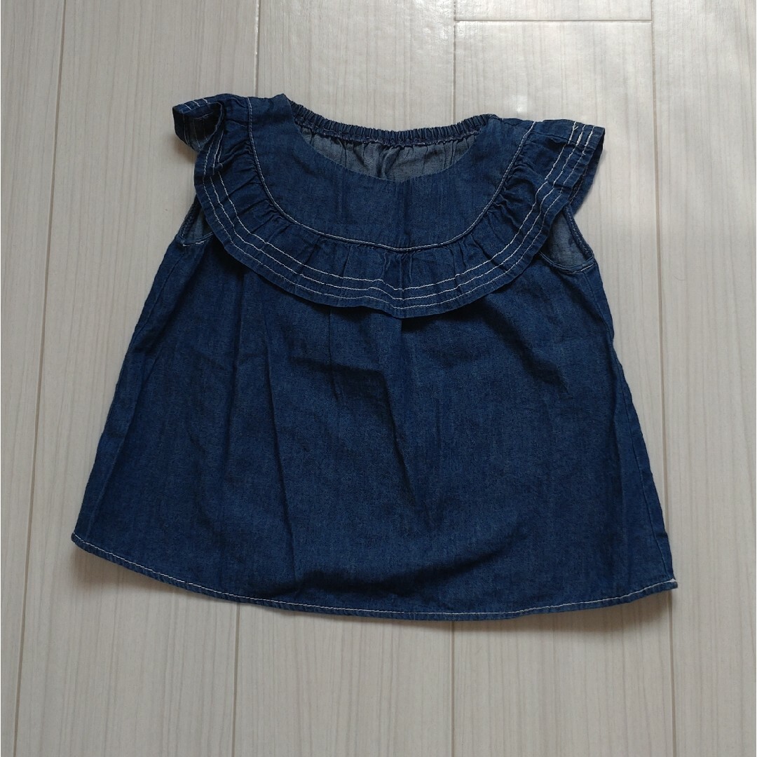 GU(ジーユー)の110cm GUデニム風トップス キッズ/ベビー/マタニティのキッズ服女の子用(90cm~)(Tシャツ/カットソー)の商品写真