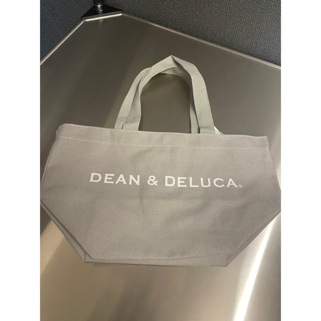 DEAN & DELUCA(ディーンアンドデルーカ)の新品★DEAN&DELUCA ディーンアンドデルーカトートバッグ グレーSサイズ レディースのバッグ(トートバッグ)の商品写真