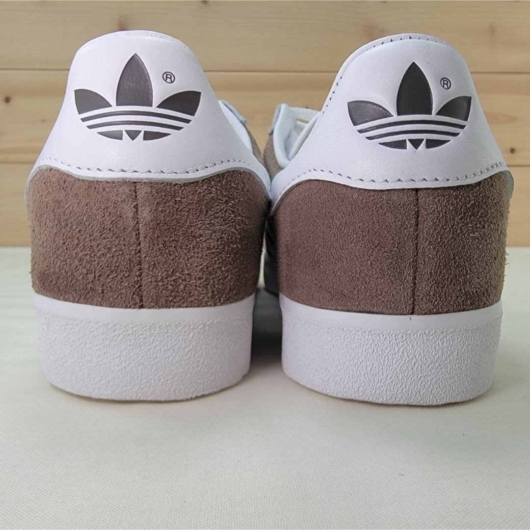 adidas(アディダス)のアディダス ガゼル 85 ブラウン/ホワイト 24.5cm レディースの靴/シューズ(スニーカー)の商品写真