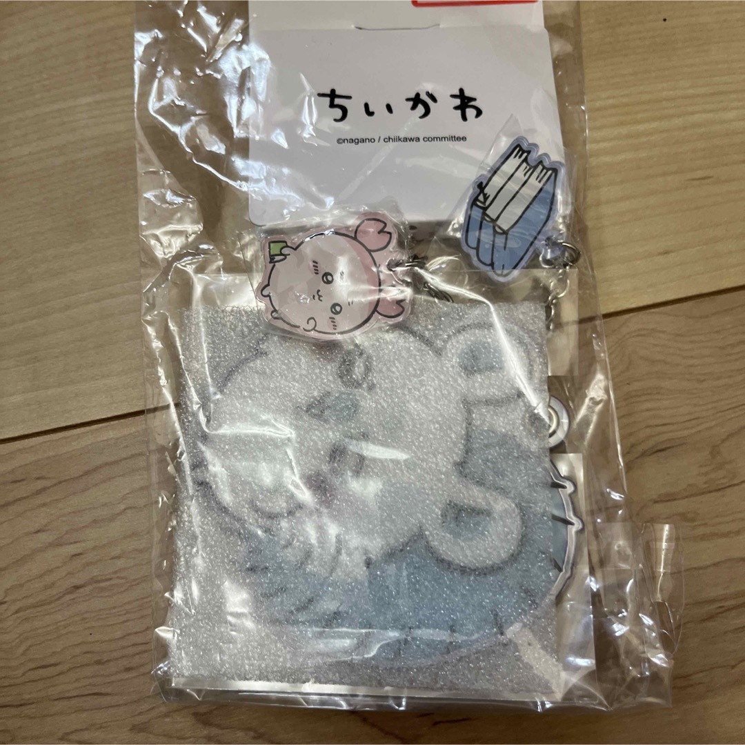 モモンガ　古本屋　リフレクター　キーホルダー  バックチャーム　ちいかわ エンタメ/ホビーのおもちゃ/ぬいぐるみ(キャラクターグッズ)の商品写真