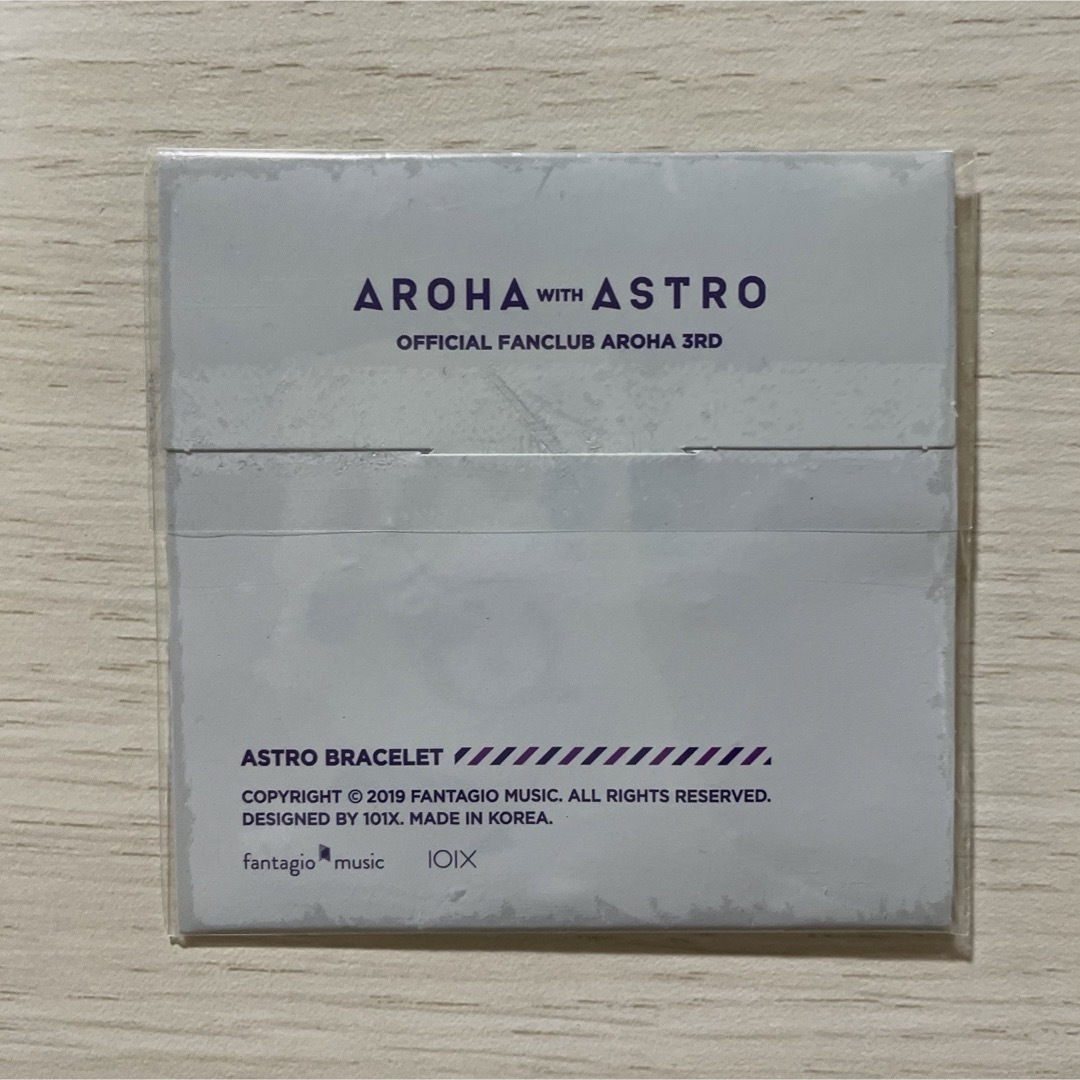 【即購入可能】ASTRO チャウヌ ウヌ ブレスレット AROHA 3期 特典 エンタメ/ホビーのCD(K-POP/アジア)の商品写真