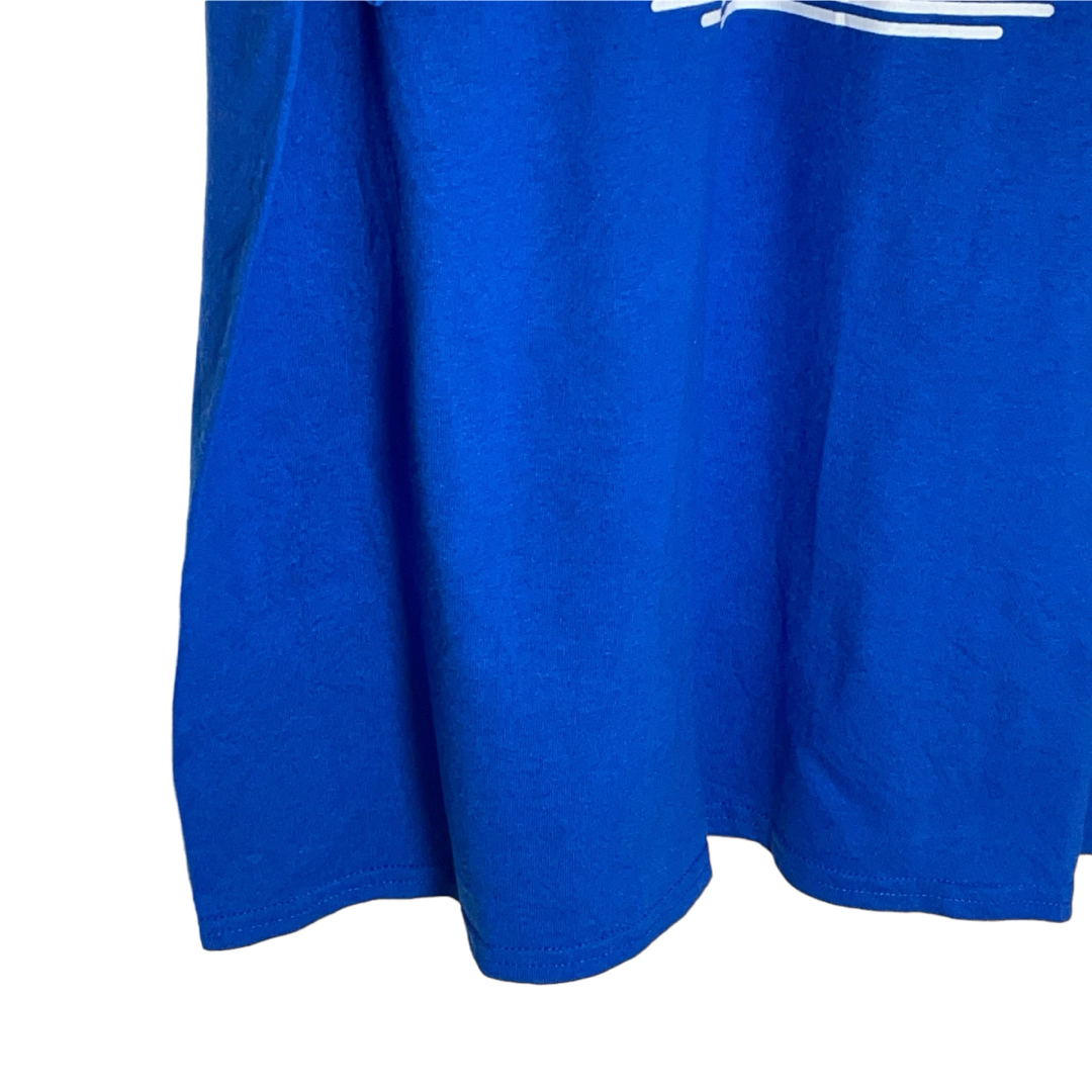 GILDAN(ギルタン)のUS古着 ギルダン クールネック プリント 半袖Tシャツ XLブルー 青  メンズのトップス(Tシャツ/カットソー(半袖/袖なし))の商品写真