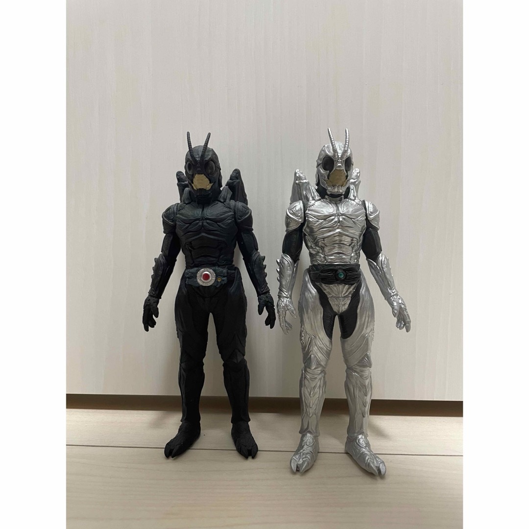 BANDAI(バンダイ)のムービーモンスターシリーズ黒殿様飛蝗怪人/銀殿様飛蝗怪人セット エンタメ/ホビーのフィギュア(特撮)の商品写真