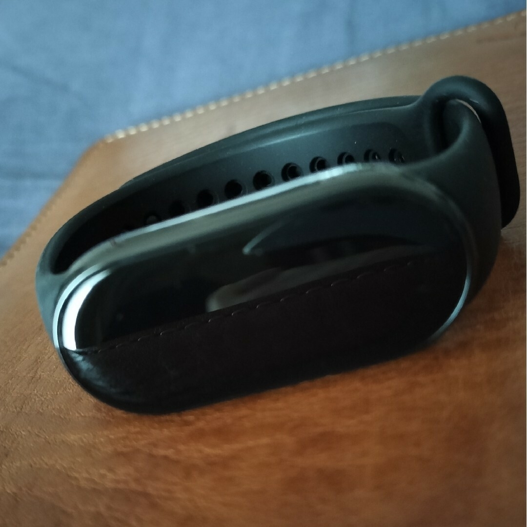 Xiaomi(シャオミ)の中古美品　中国NFC版　Xiaomi Smart Band 8 黒　 シャオミ メンズの時計(腕時計(デジタル))の商品写真