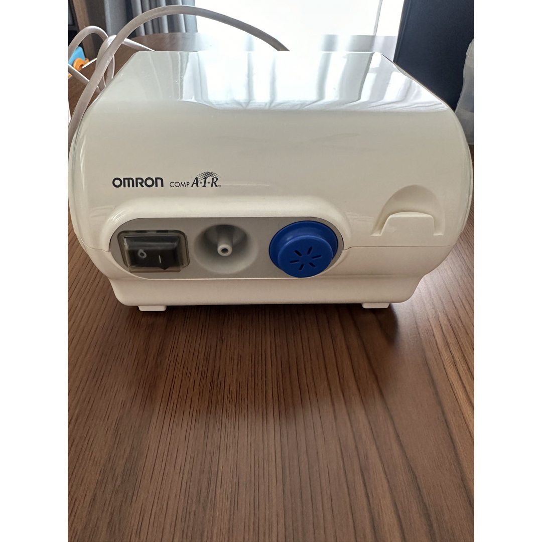 OMRON(オムロン)のmariii様専用 オムロン　吸入器 コンプレッサー式ネプライザ　NE-C28 キッズ/ベビー/マタニティの洗浄/衛生用品(その他)の商品写真