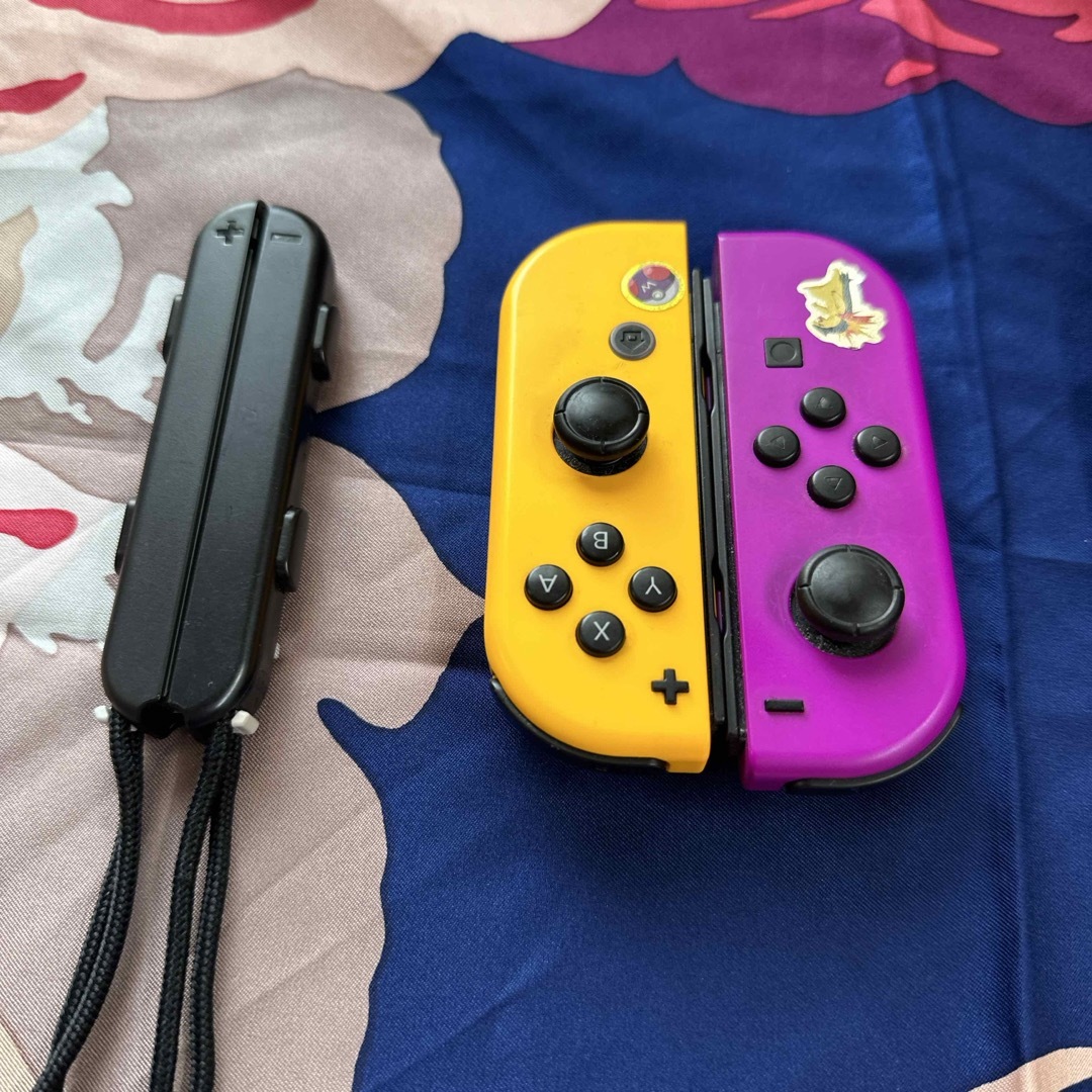 Nintendo Switch(ニンテンドースイッチ)の【ジャンク】Nintendo switch Joy-Con純正2セットまとめ売り エンタメ/ホビーのゲームソフト/ゲーム機本体(その他)の商品写真