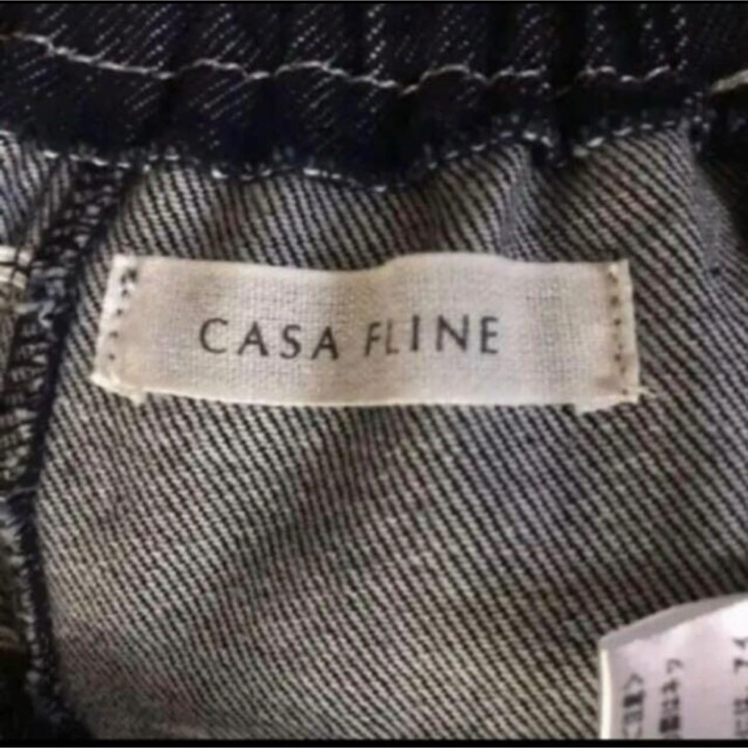 CASA FLINE(カーサフライン)のCASA FLINE フロントホックデニムロングワンピース レディースのワンピース(ロングワンピース/マキシワンピース)の商品写真