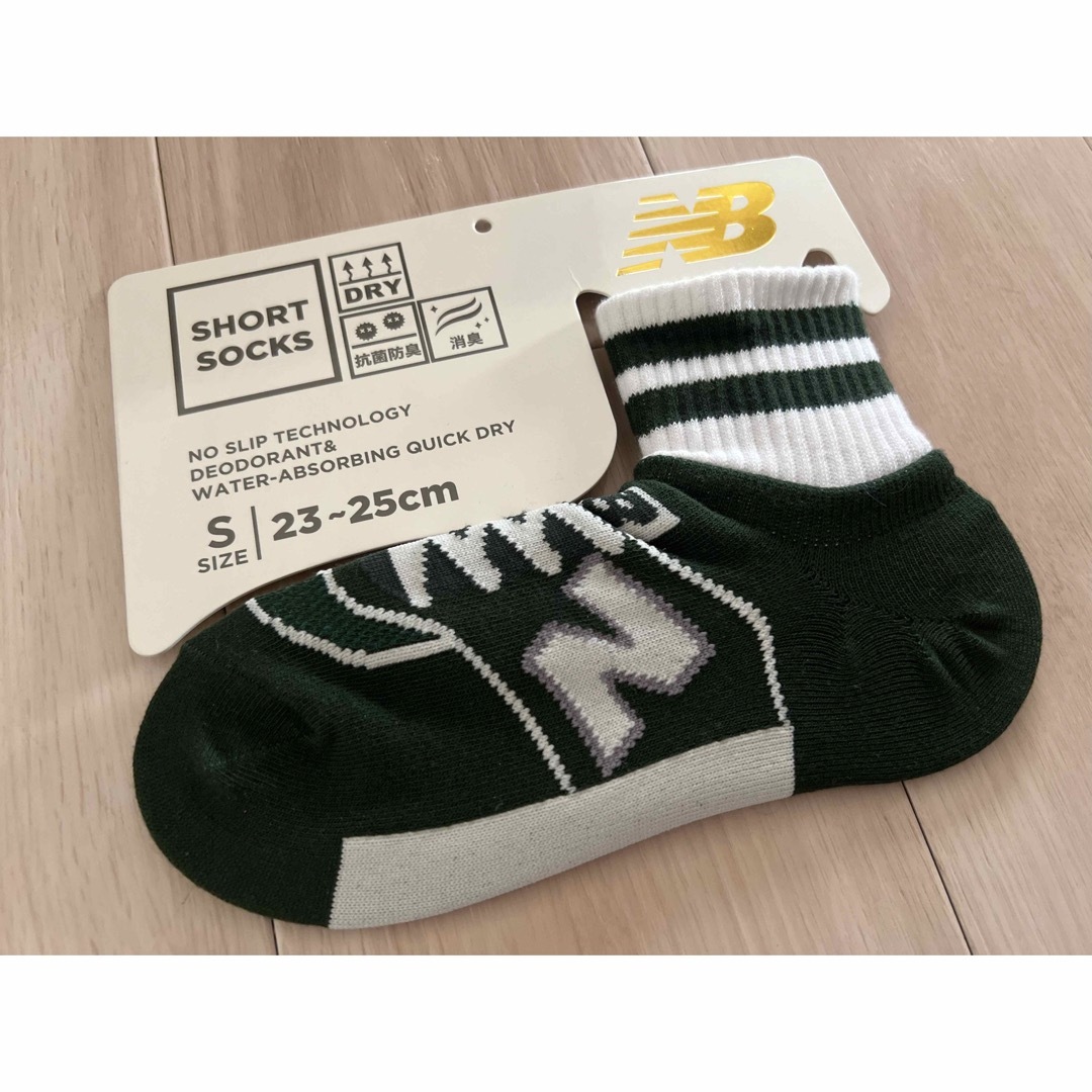 New Balance(ニューバランス)のクルーソックスS シンエヌビークルー842083 レディースのレッグウェア(その他)の商品写真