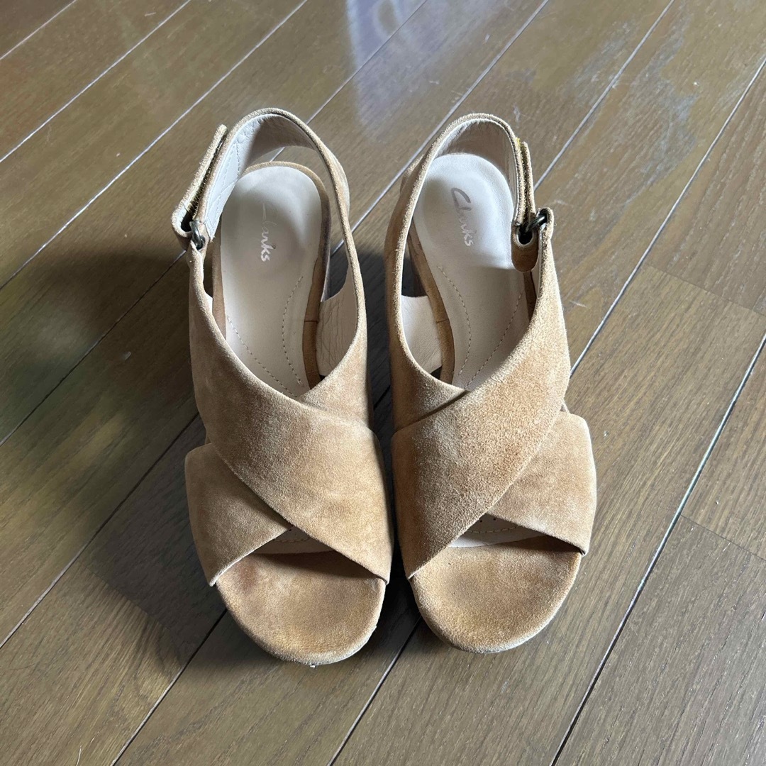 Clarks(クラークス)のサンダル レディースの靴/シューズ(サンダル)の商品写真