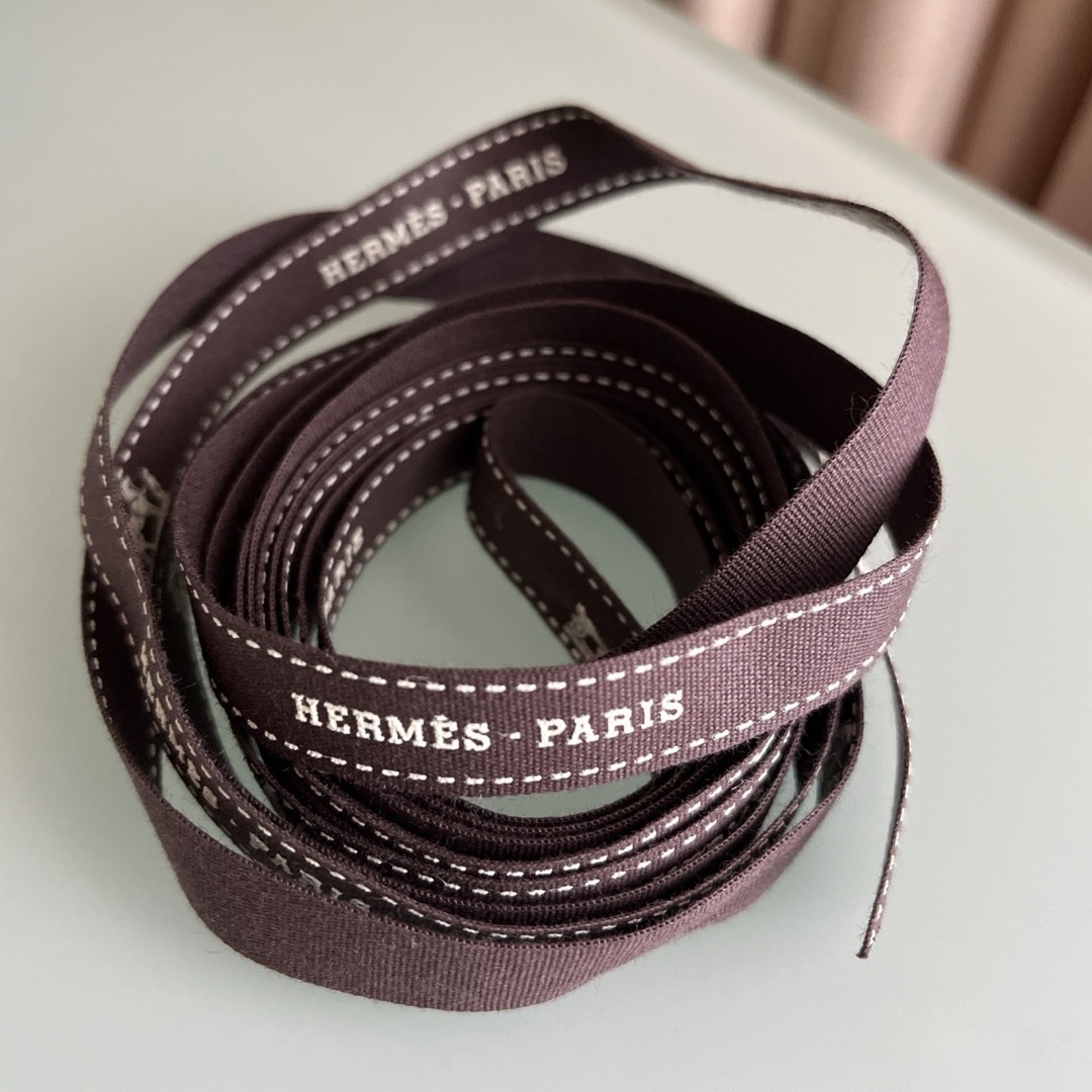 Hermes(エルメス)の【美品】HERMES リボン　280センチ レディースのバッグ(ショップ袋)の商品写真