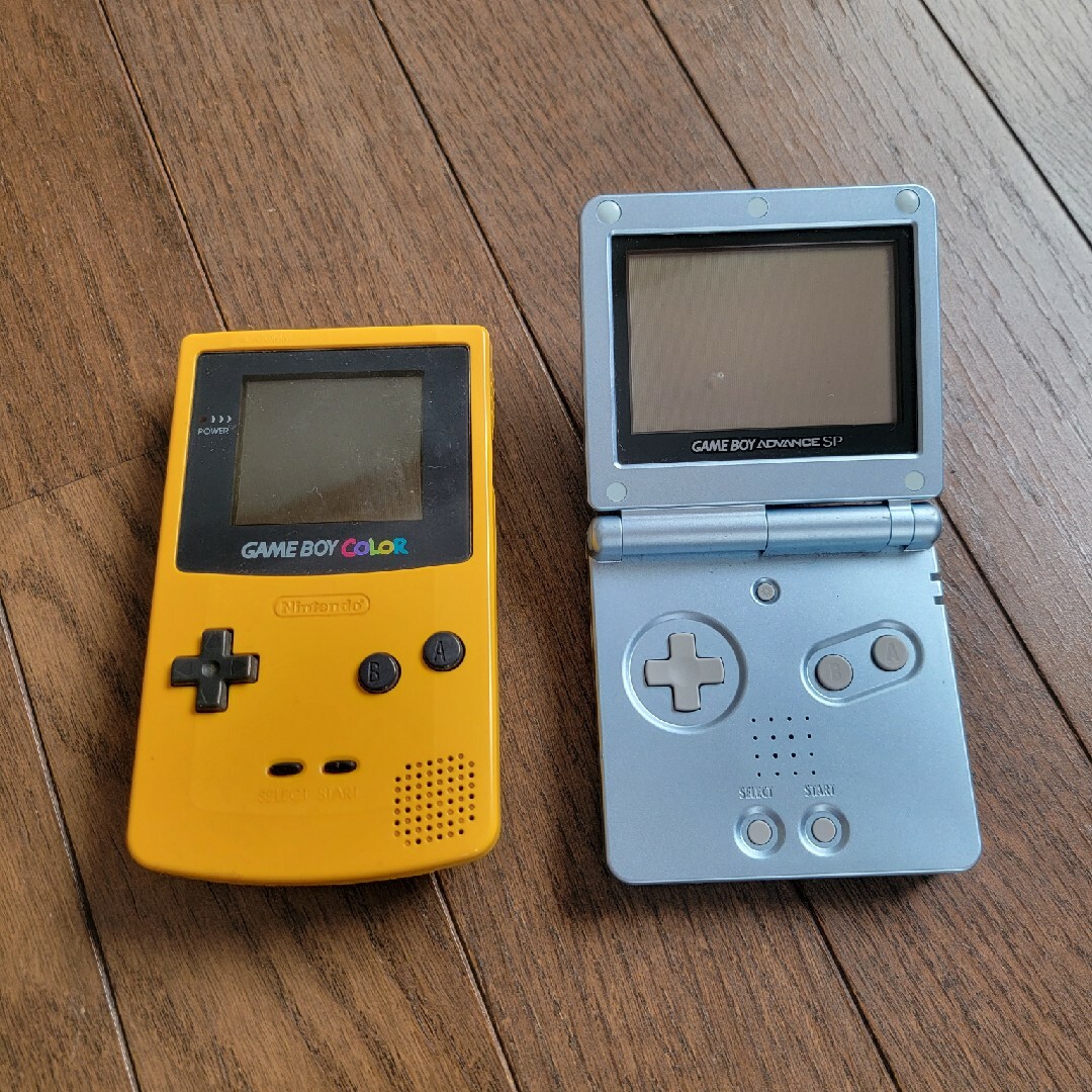 ジャンク)GAME BOY 取扱っ COLOR 本体とアドバンスソフトセット ジャンク)GAME BOY 取扱っ COLOR 本体とアドバンスソフトセット