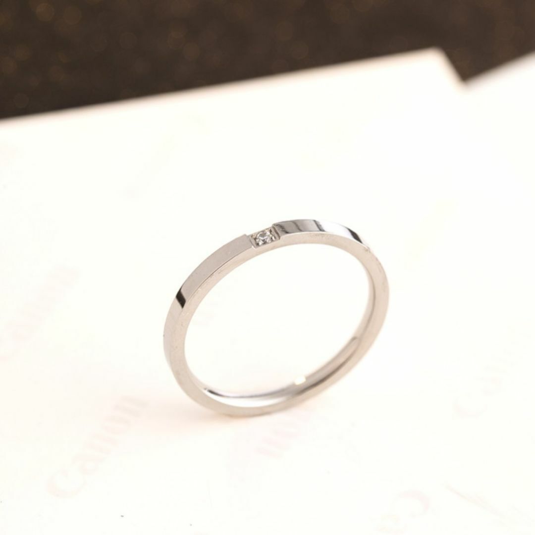 NO.19 指輪 幅2mm ステンレスリング ラインストーン レディースのアクセサリー(リング(指輪))の商品写真