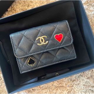 シャネル(CHANEL)の新品未使用。シャネル　三つ折り財布　黒(財布)