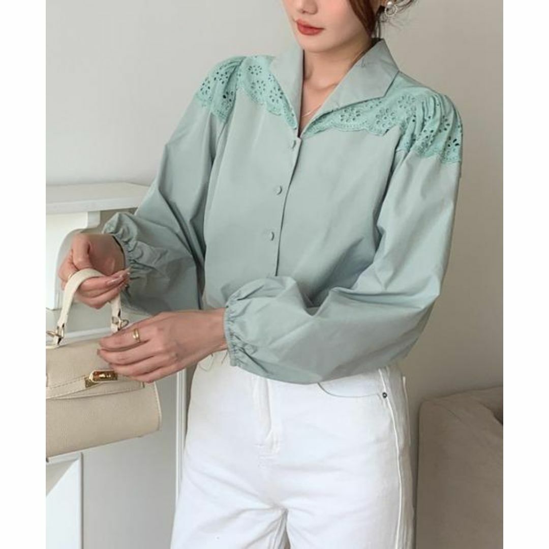 Sサイズ シャツ ブラウス  クルミボタンレース切替開襟シャツ グリーン レディースのトップス(シャツ/ブラウス(長袖/七分))の商品写真