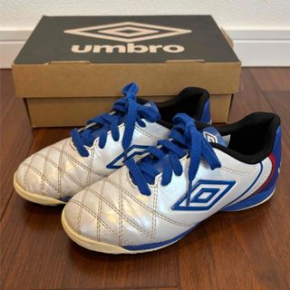 アンブロ(UMBRO)のumbro サッカー　トレシュー　18.5センチ(シューズ)