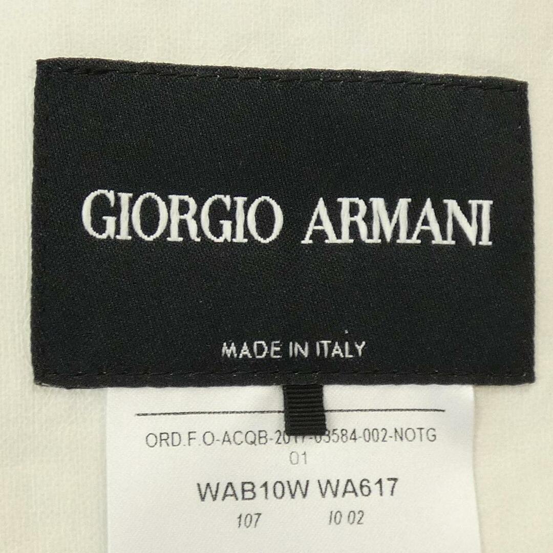 Giorgio Armani(ジョルジオアルマーニ)のジョルジオ アルマーニ GIORGIO ARMANI ケープ レディースのジャケット/アウター(その他)の商品写真