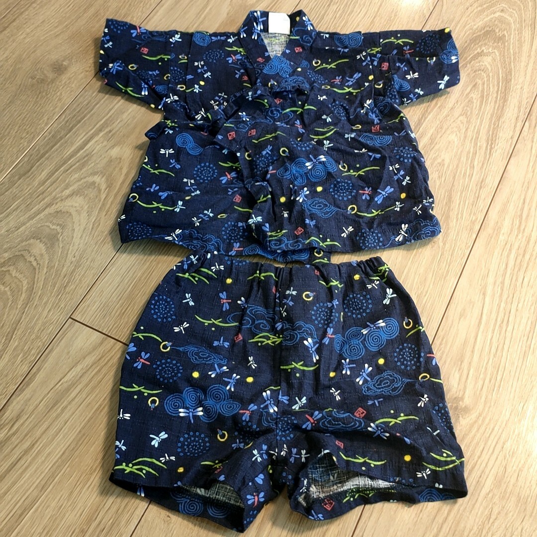 【美品】80cm　甚兵　紺　トンボ柄　夏祭りに☆ キッズ/ベビー/マタニティのベビー服(~85cm)(甚平/浴衣)の商品写真