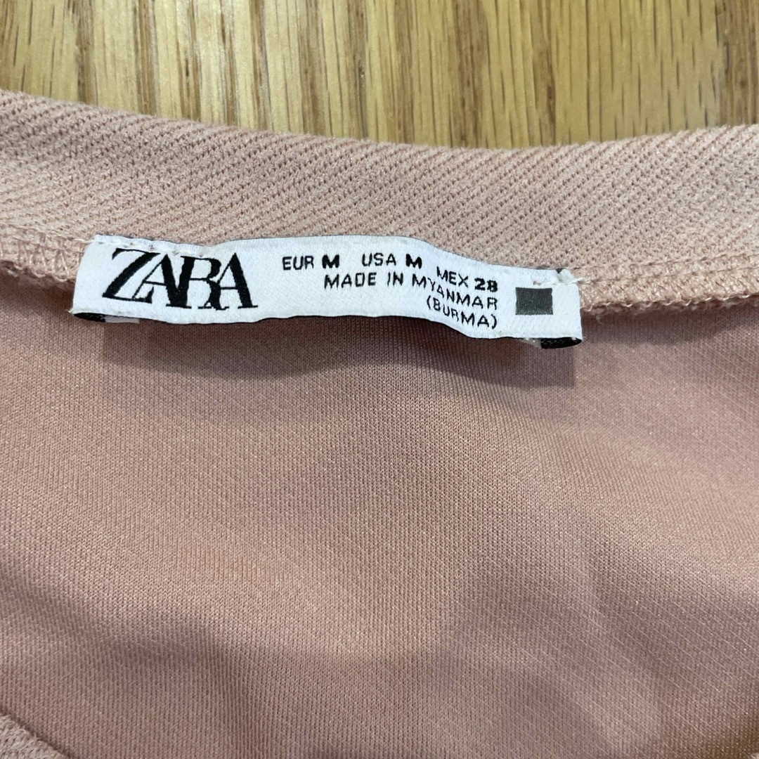 ZARA(ザラ)のZARA ワンピース　Mサイズ　膝丈 レディースのワンピース(ひざ丈ワンピース)の商品写真